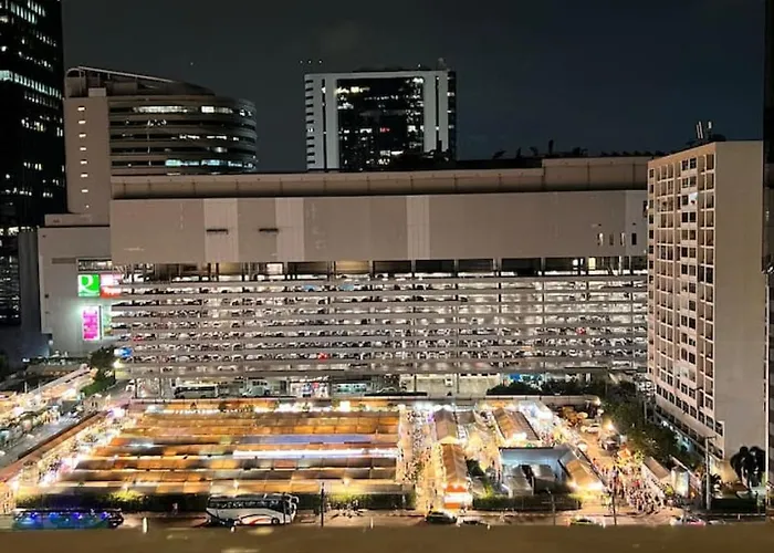Free Parking With Balcony Pool And Gym Mrt 200m Bangkok