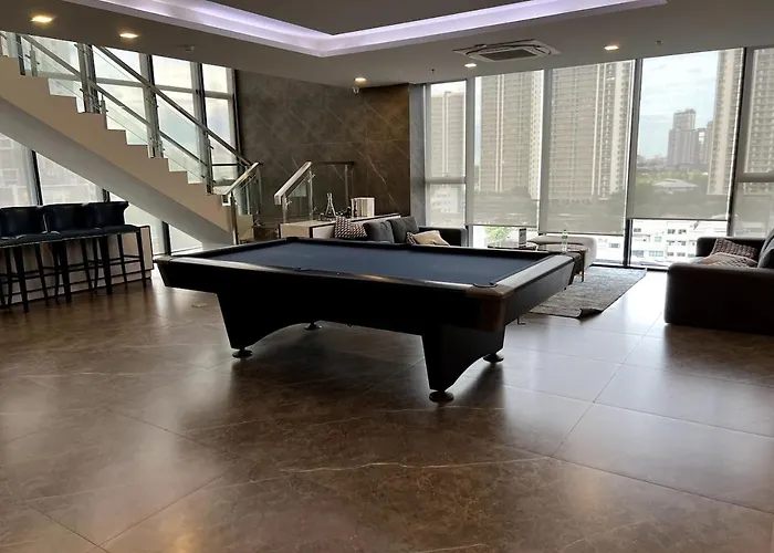 Free Parking With Balcony Pool And Gym Mrt 200m Appartamento *